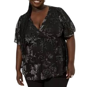 Torrid Peplum Velvet‎ Burnout Suplice Short Sleeve Top Dahlia Floral Size 0 L/12
